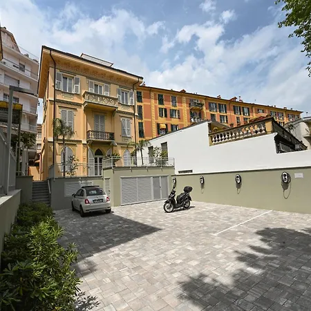 Amely Penzion Sanremo