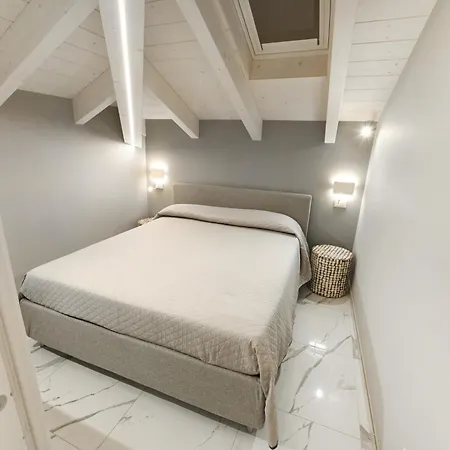 Amely Πανσιόν 4*